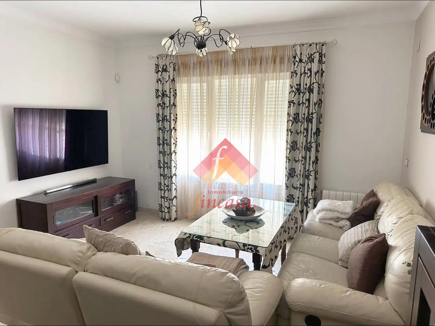 Living room of Houses for sale in Ronda  with Terrace and Storage room