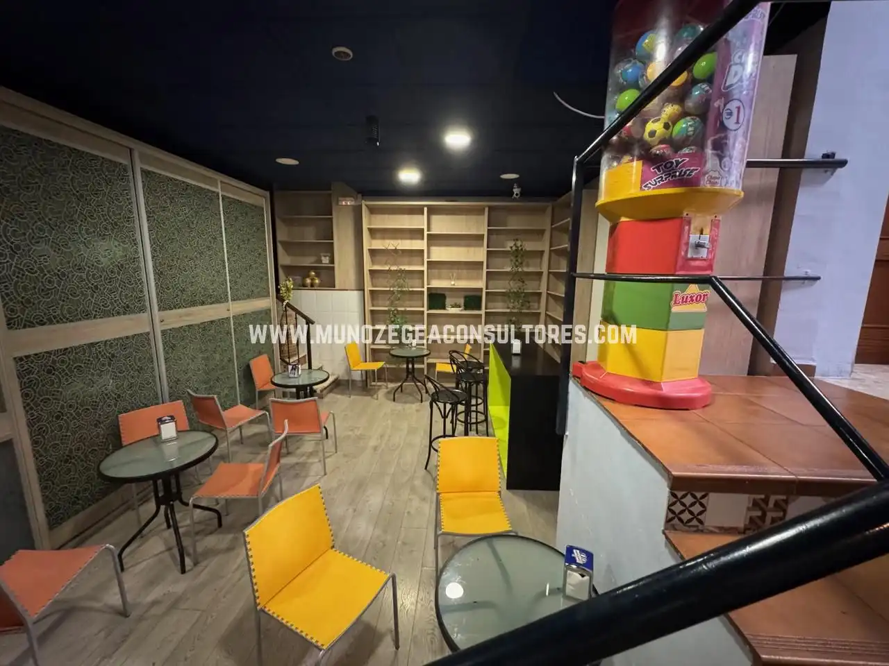 Local comercial en venda a Góngora, imagen 2