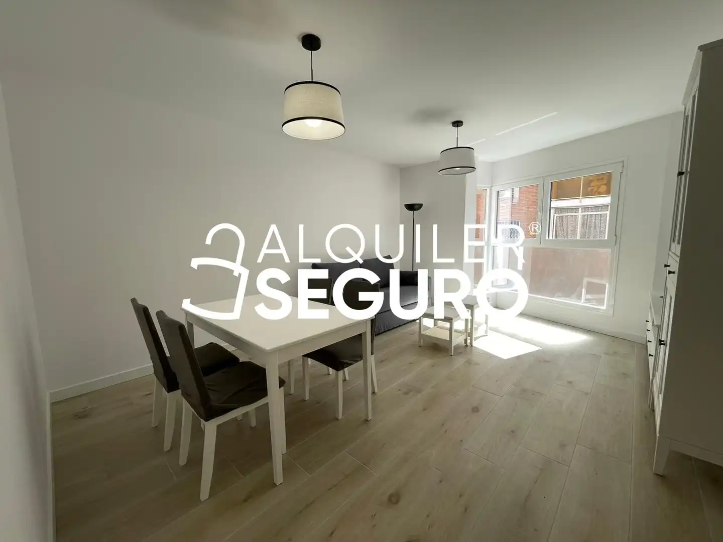 Außenansicht von Wohnung zur Miete in Carabanchel