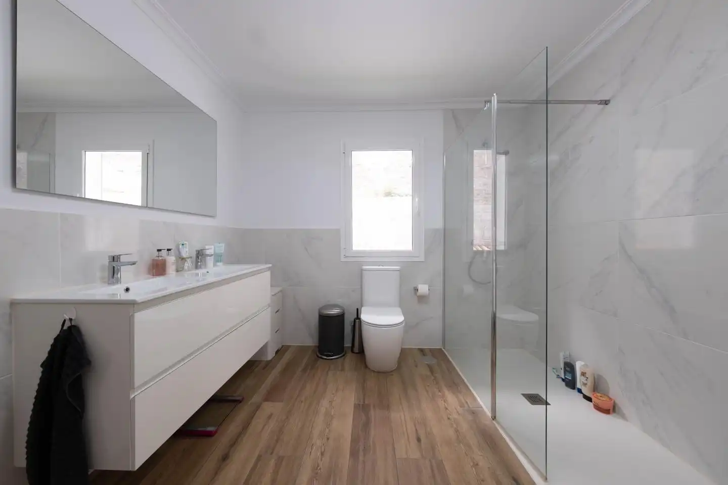 Bathroom of Houses for sale in Santa Brígida