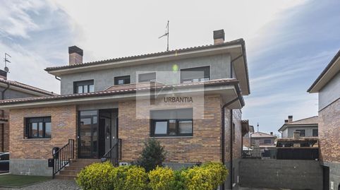 Foto 3 de Casa adosada en venta en Zuloaga, Cendea de Olza / Oltza Zendea, Navarra