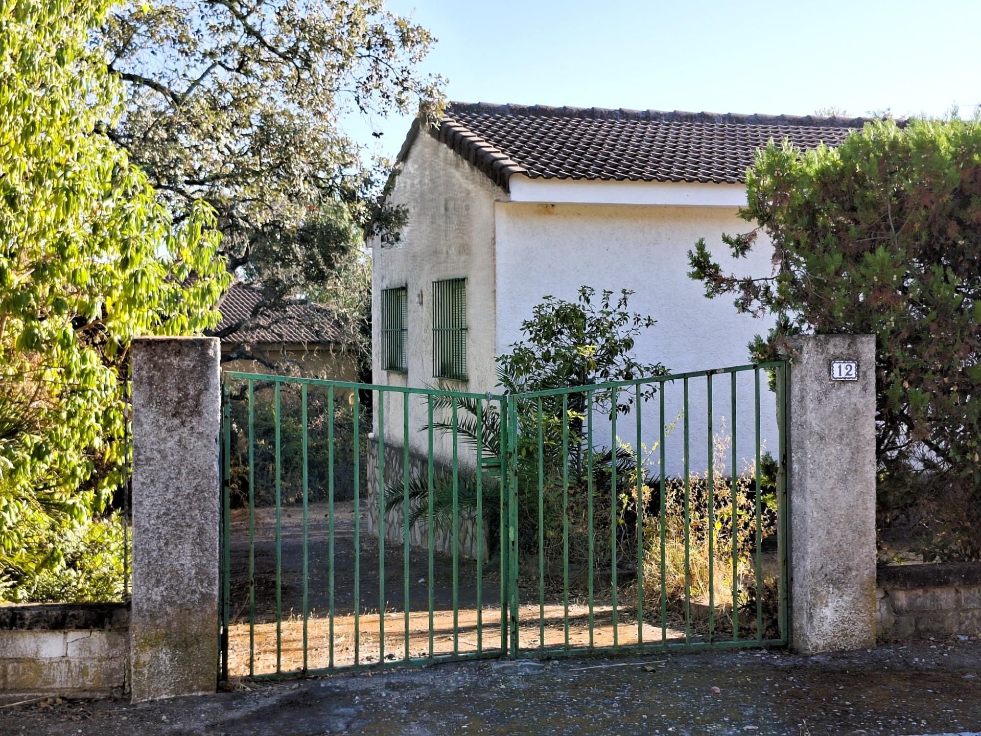 Exterior view of House or chalet for sale in Guillena  with Air Conditioner, Private garden and Terrace