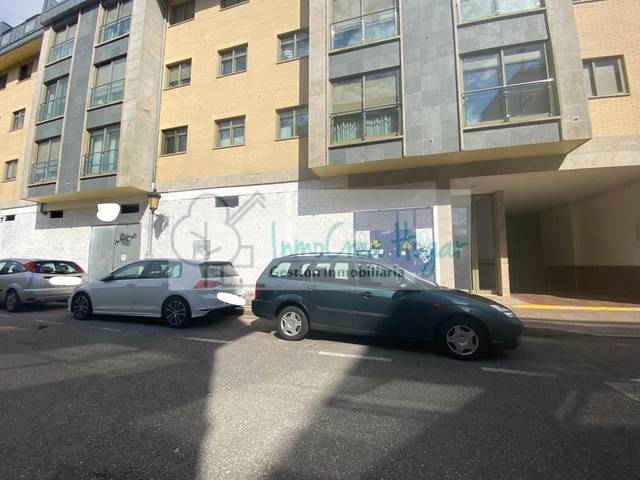 Local comercial en Alquiler en O Porriño