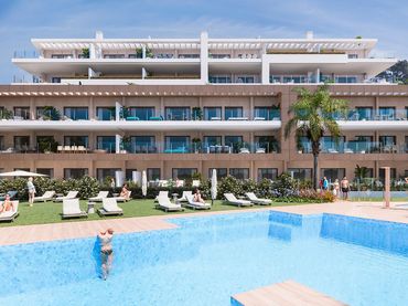 Bajo con piscina en venta en Selwo