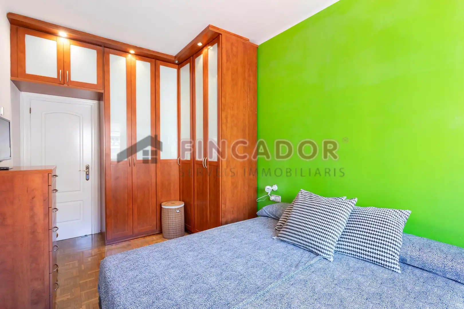 Appartamento con terrazza in vendita a Carrer de València, imagen 8