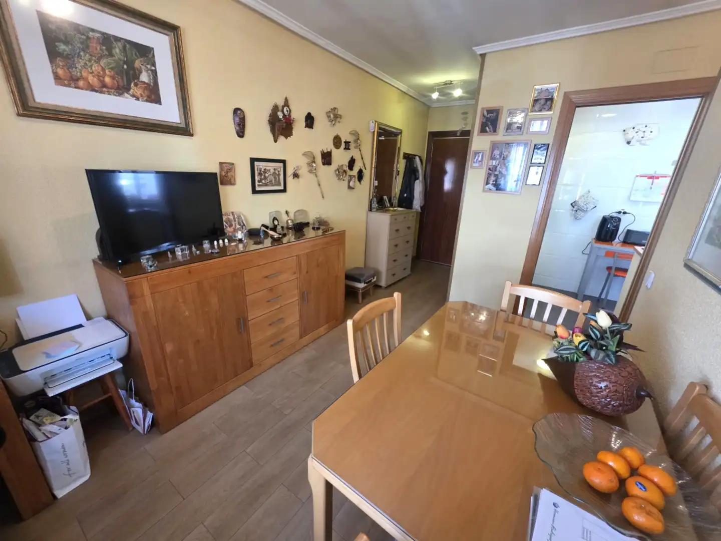 Comedor de Piso en venta en  Madrid Capital con Calefacción, Terraza y Amueblado