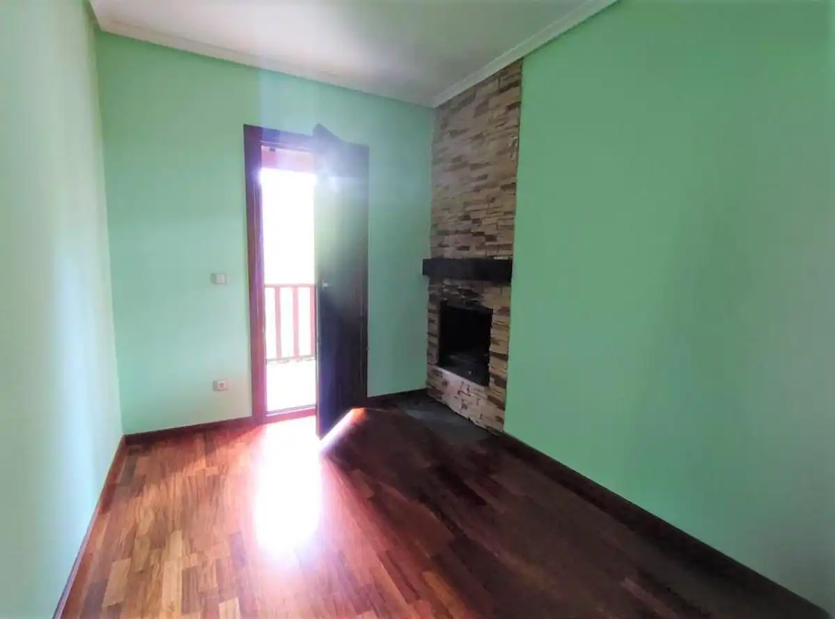 Piso en venta en Lobios