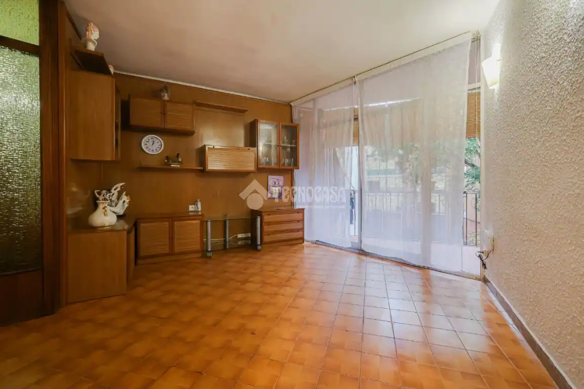 Wohnzimmer von Wohnung zum Verkauf in Barcelona mit Balkon