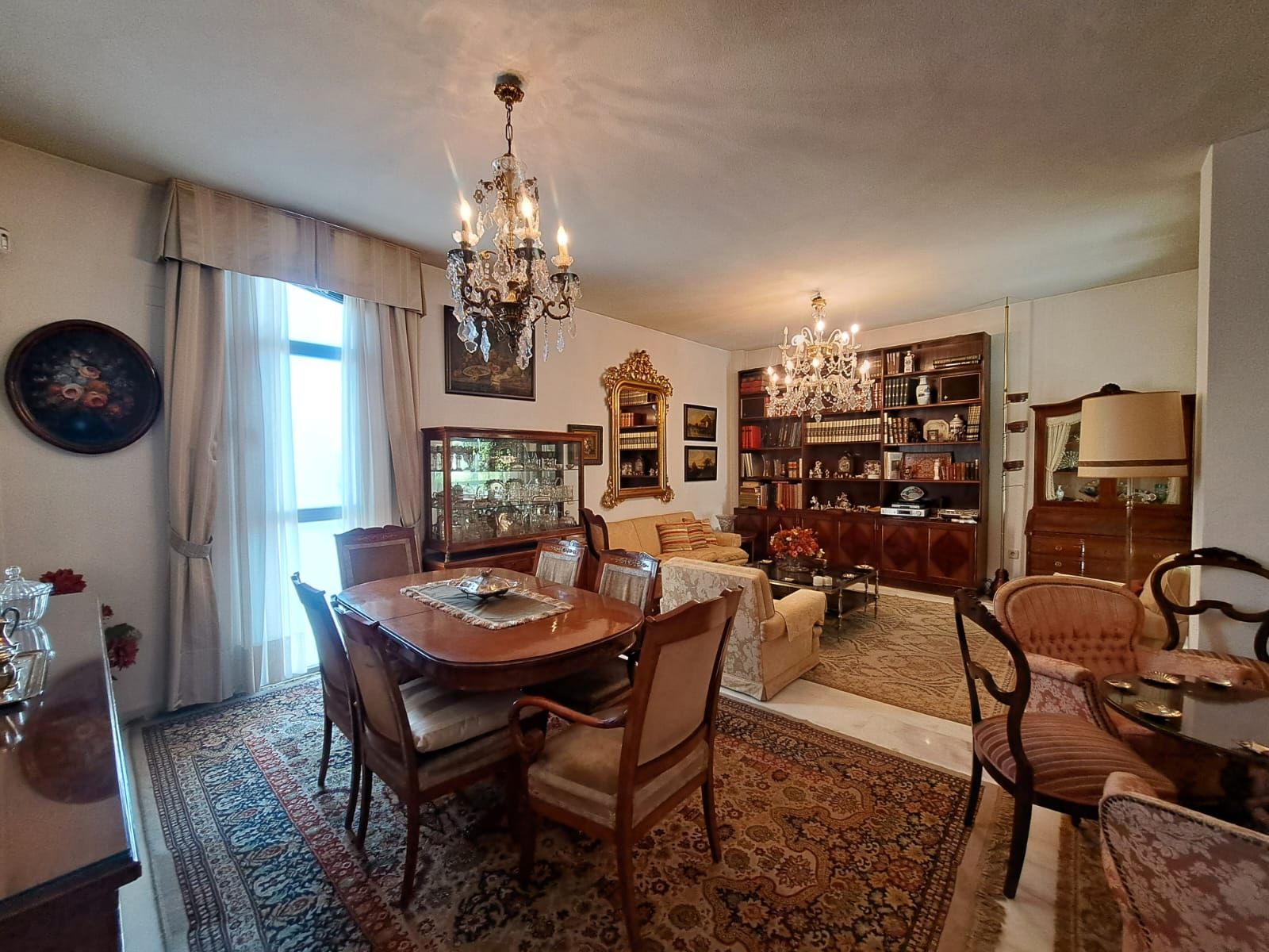 Menjador de Pis en venda en  Sevilla Capital amb Aire condicionat, Calefacció i Terrassa