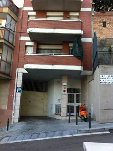 Garaje en Alquiler en Carrer de Fastenrath, 152 en La Teixonera