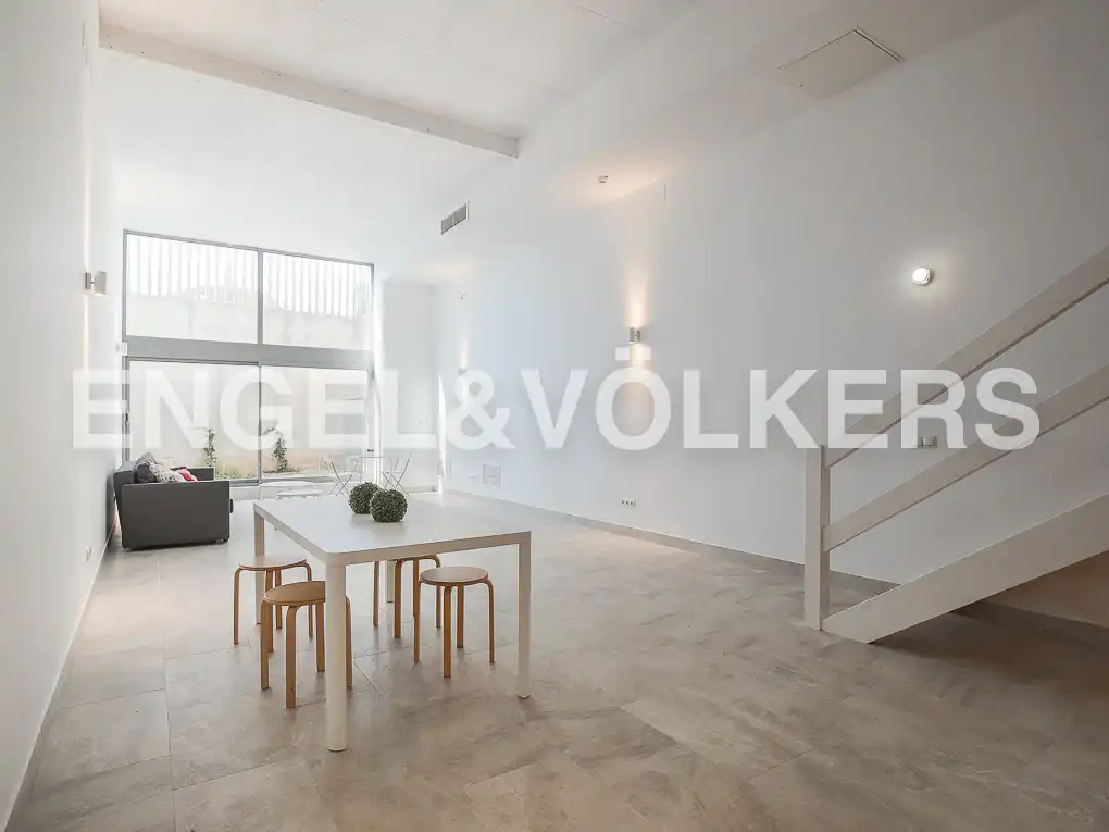 Living room of Lofts for rent in Valencia  with Air Conditioner, Heating and Private garden