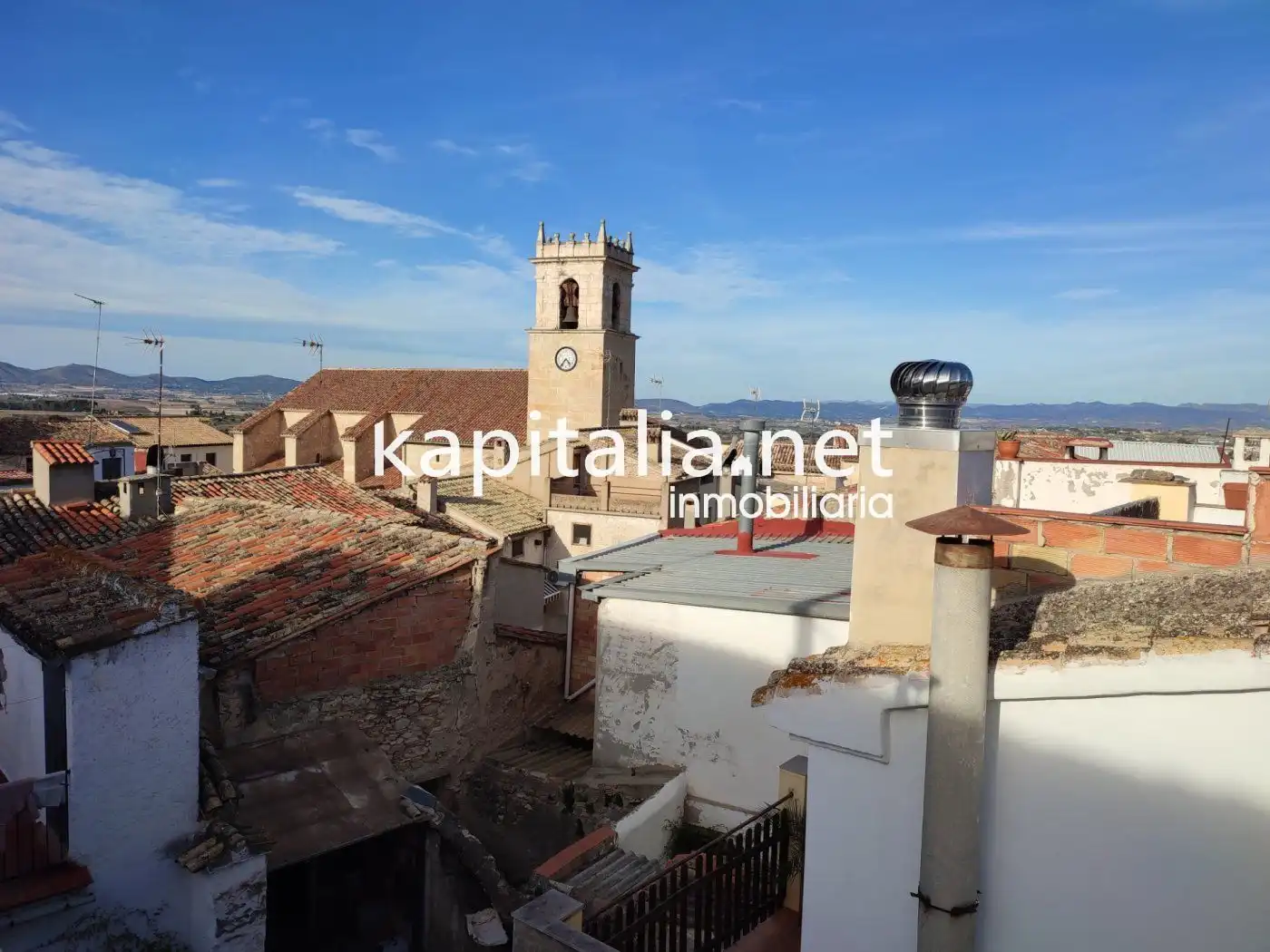 Vista exterior de Casa o chalet en venta en Agullent con Terraza y Balcón