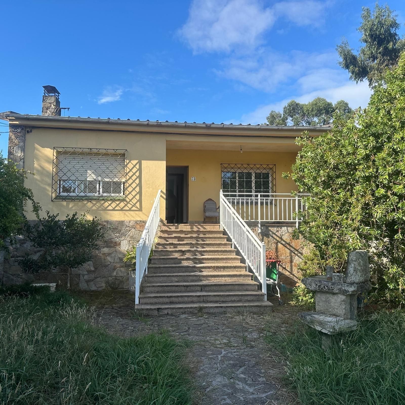 Exterior view of House or chalet for sale in Bergondo  with Heating, Private garden and Terrace