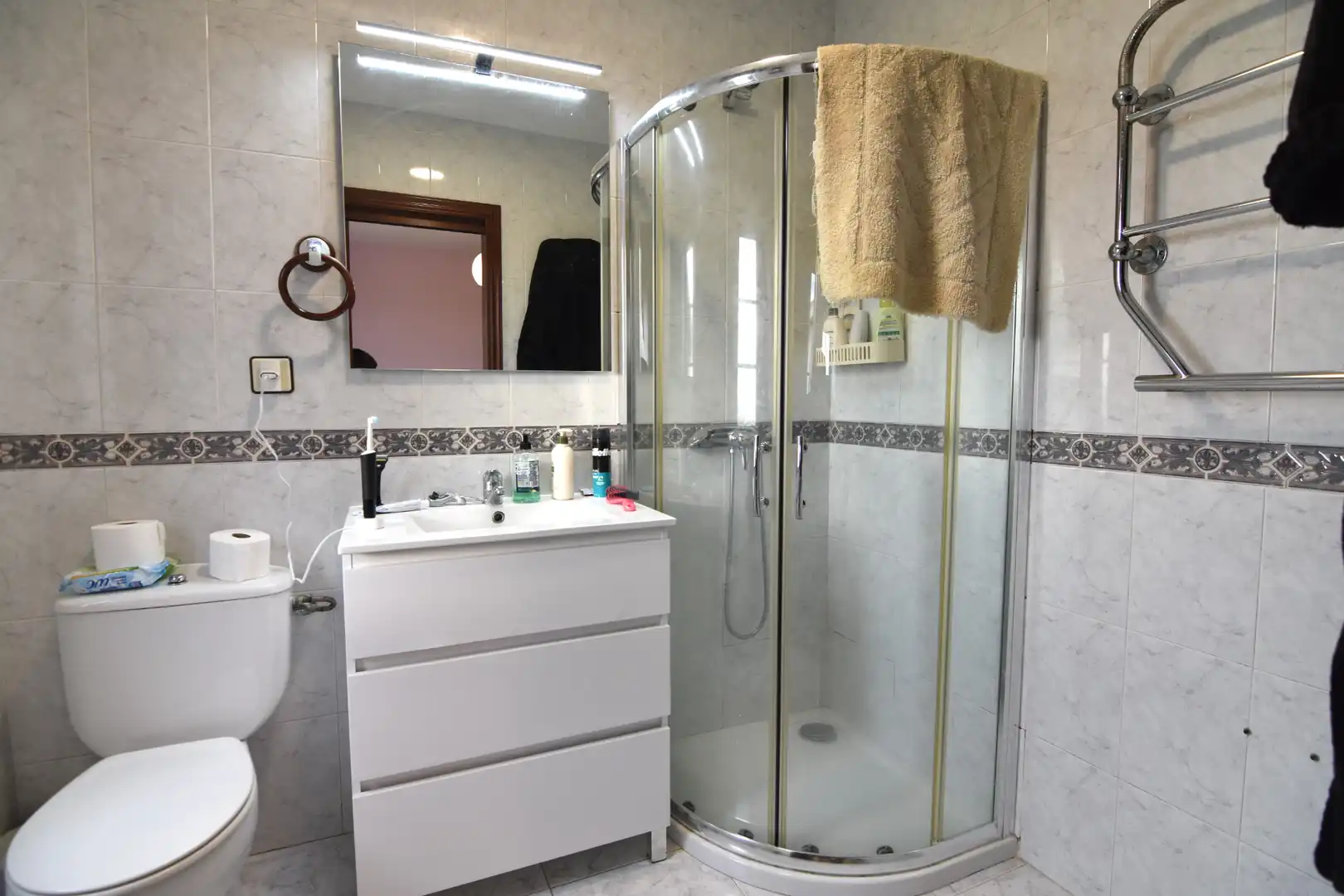 Baño de Casa o chalet en venta en Pontedeume con Calefacción, Jardín privado y Parquet