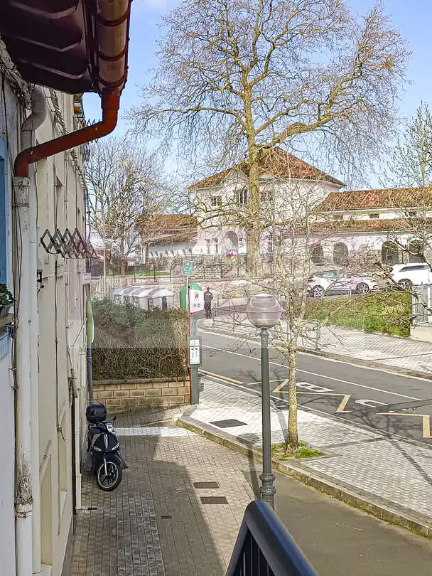 Vista exterior de Pis en venda en Irun 