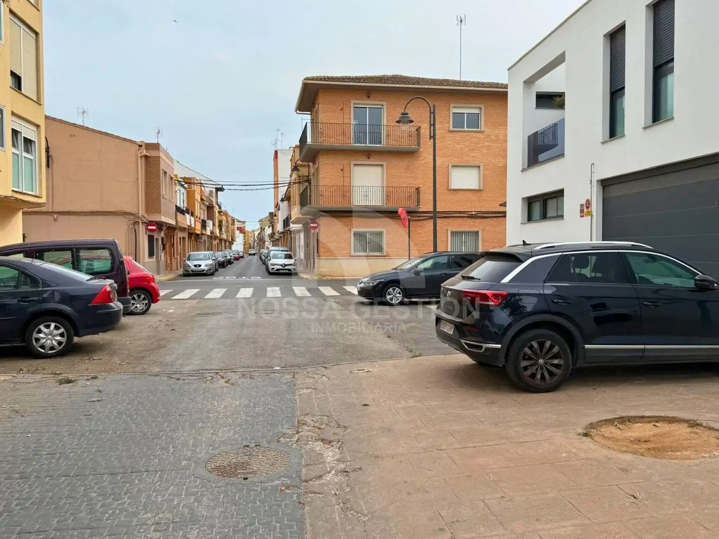 Außenansicht von Fabrikhallen zur Miete in Massamagrell, Valencia