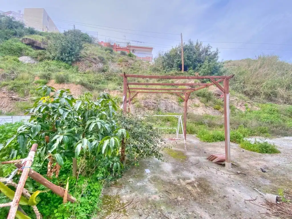 Houses for sale in Benajarafe