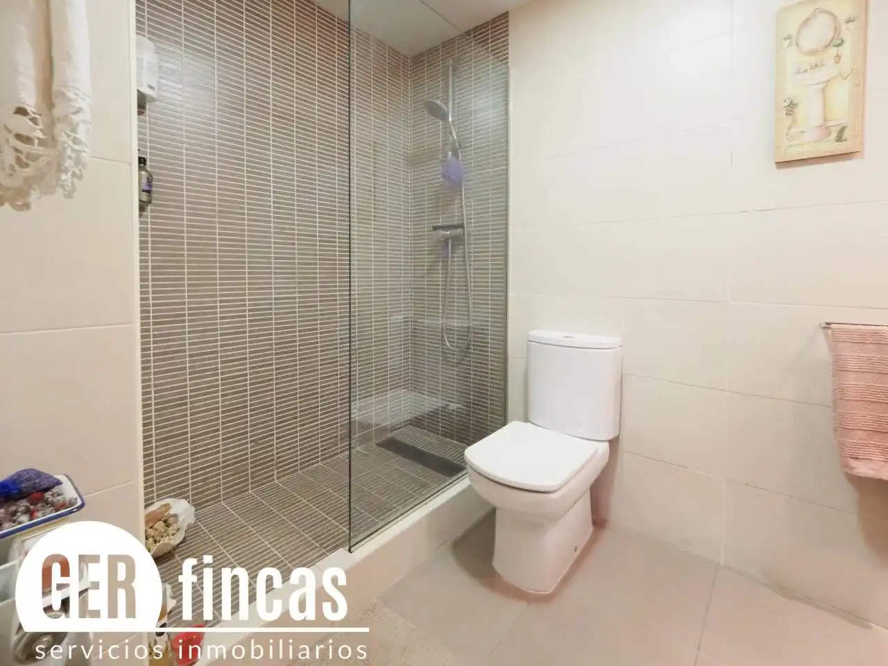 Flat with terrace for sale in Calle Federica Montseny, imagen 23