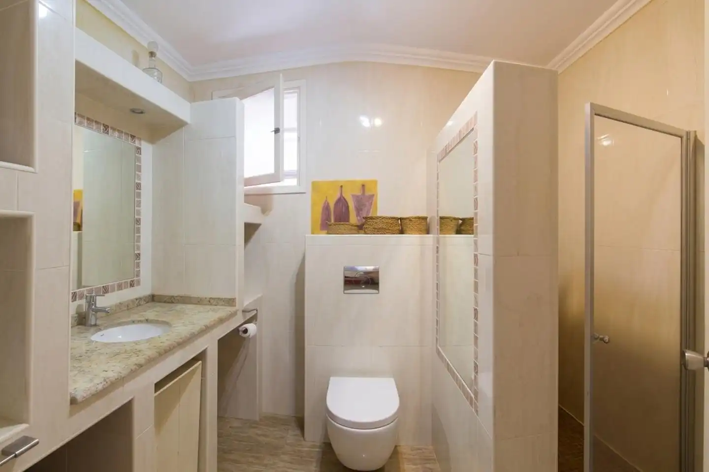 Bathroom of Flat for sale in Eivissa  with Air Conditioner and Terrace