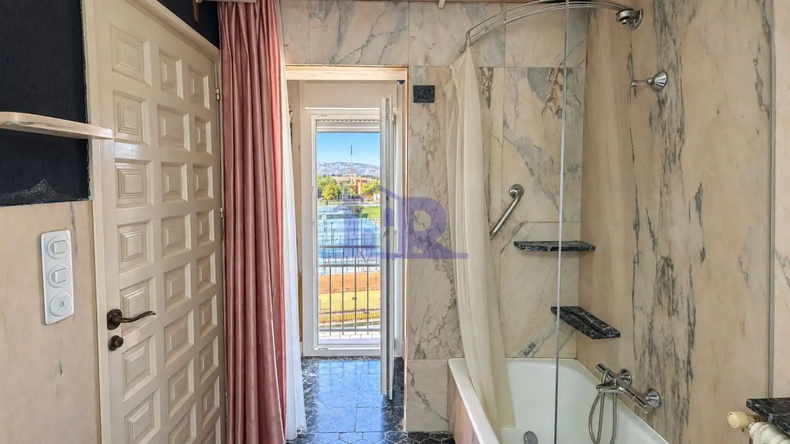 Piso con ascensor en venta en Reyes Catolicos, imagen 17