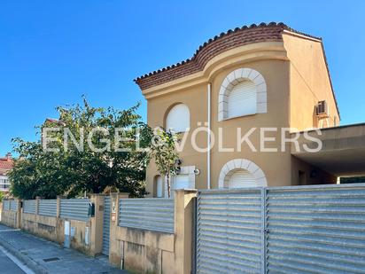 Außenansicht von Haus oder Chalet zum verkauf in Cambrils mit Klimaanlage, Terrasse und Balkon