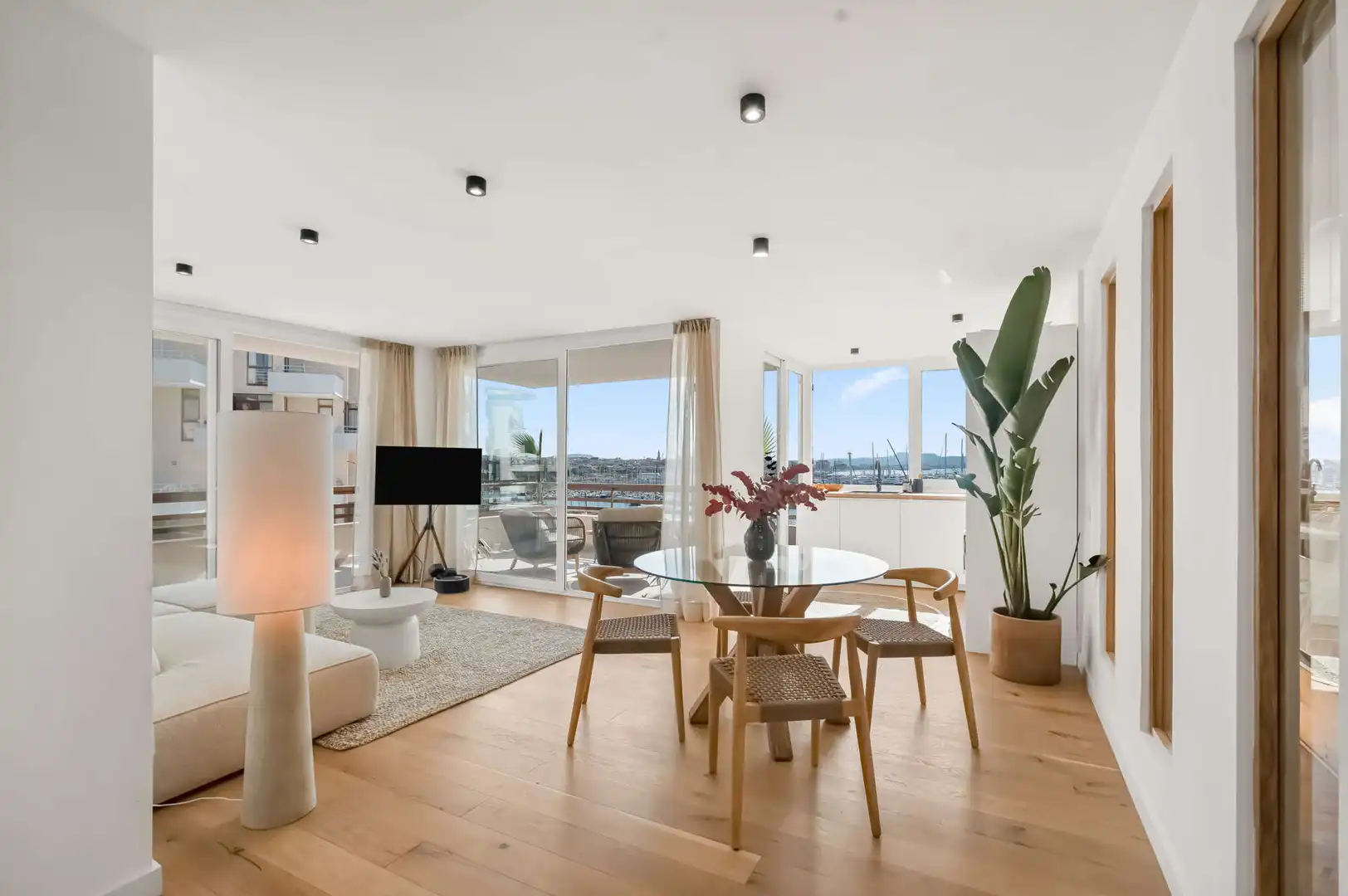 Living room of Flat for sale in  Palma de Mallorca  with Air Conditioner, Terrace and Furnished