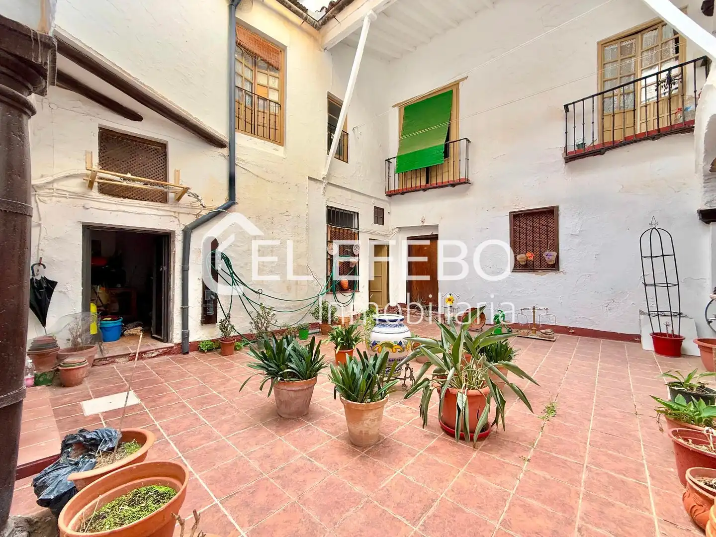 Vista exterior de Casa o chalet en venta en Antequera con Horno, Lavadora y Balcón