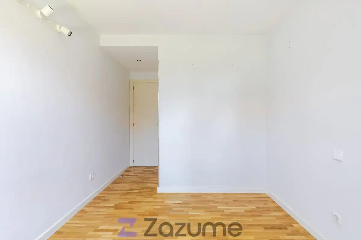 Dormitori de Pis de lloguer en Las Rozas de Madrid amb Aire condicionat, Calefacció i Parquet