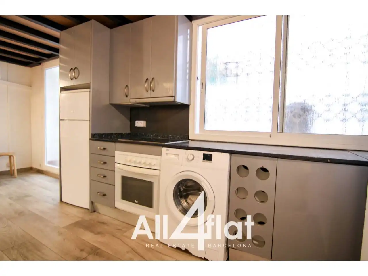 Study for rent in Calle TRAJA, La Font de la Guatlla