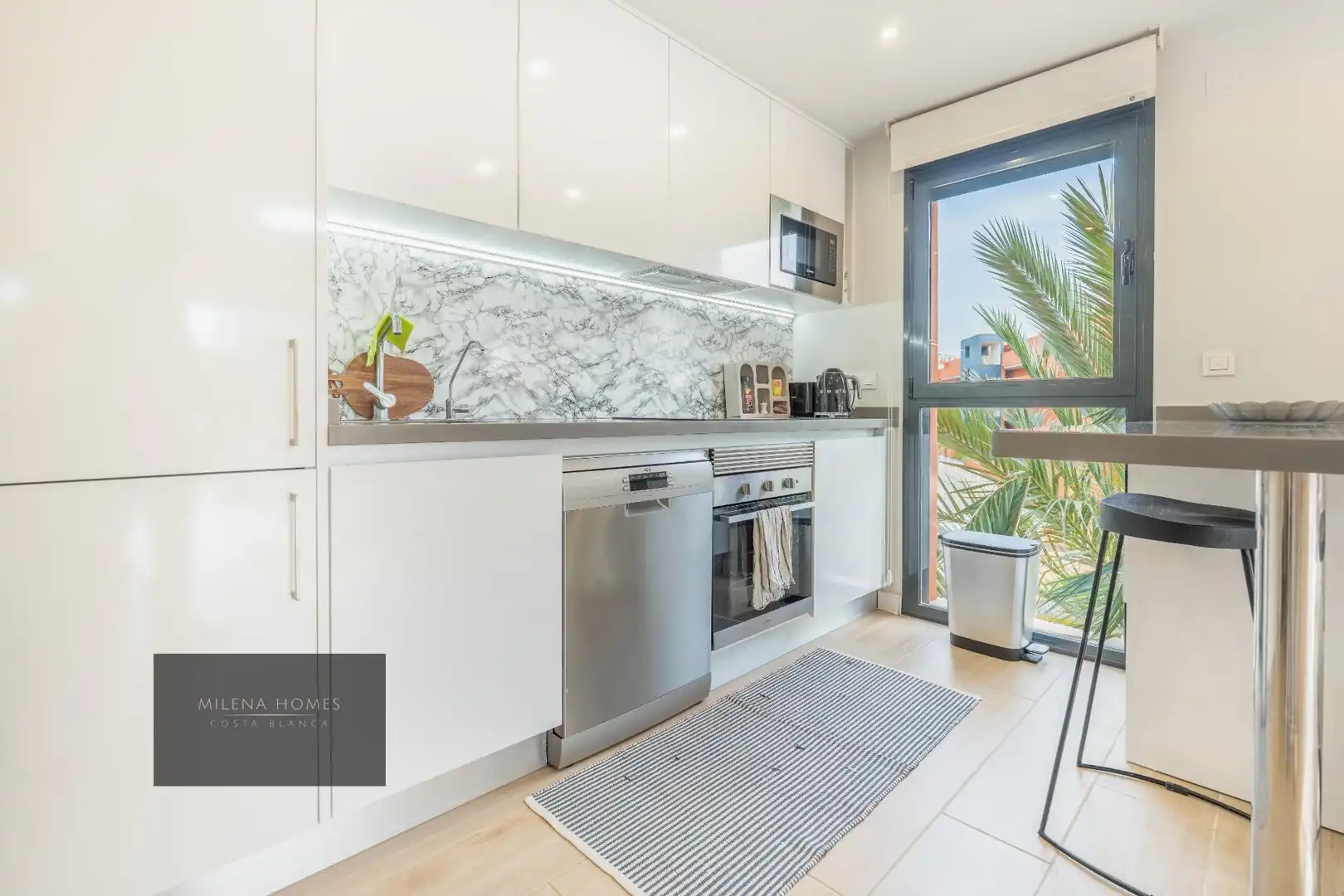 Cocina de Ático en venta en Orihuela con Aire acondicionado, Calefacción y Terraza