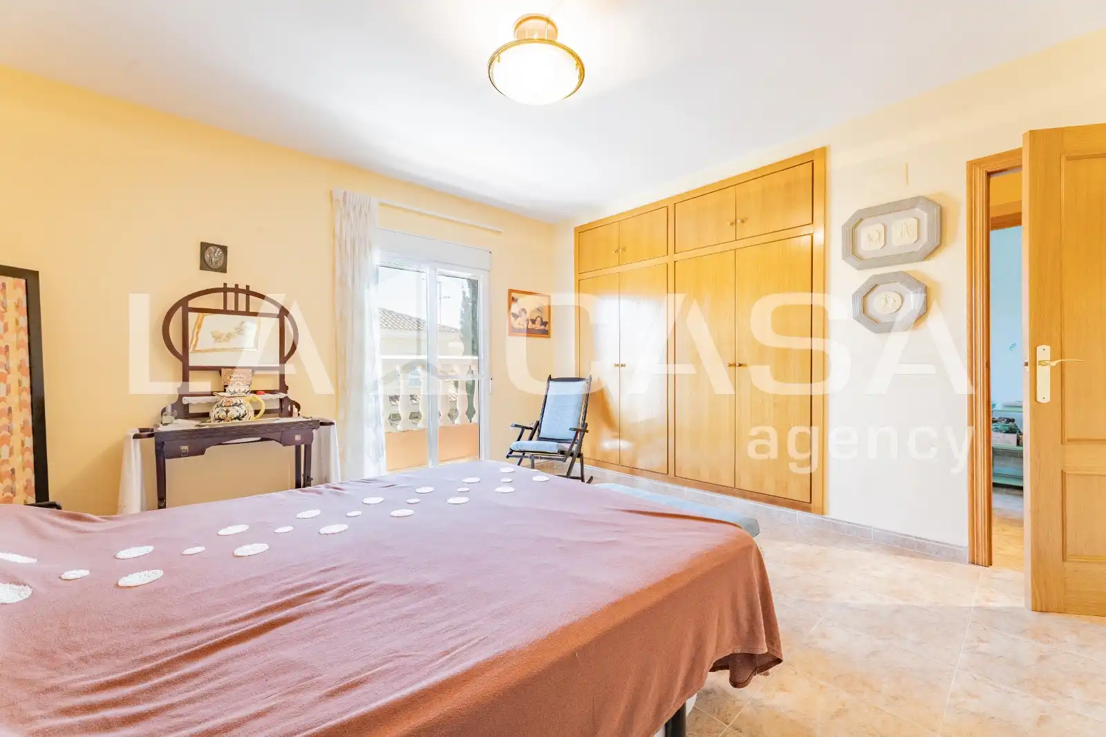 Dormitori de Casa adosada en venda en Sagunto / Sagunt amb Terrassa, Piscina i Balcó