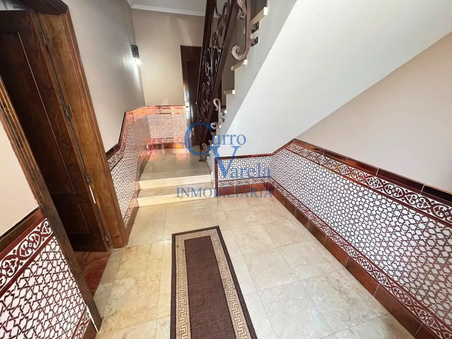 Houses for sale in Dos Hermanas  with Air Conditioner, Heating and Terrace