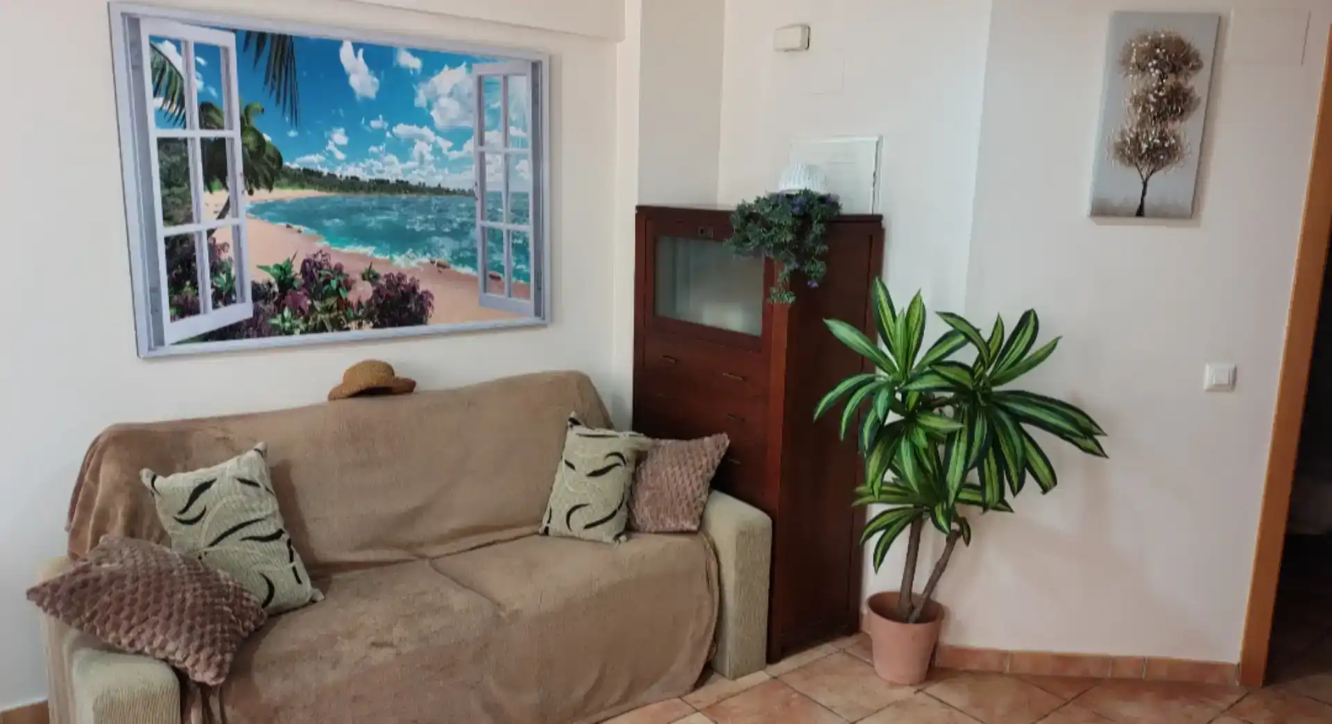Sala d'estar de Pis de lloguer en Dénia amb Aire condicionat, Jardí privat i Piscina