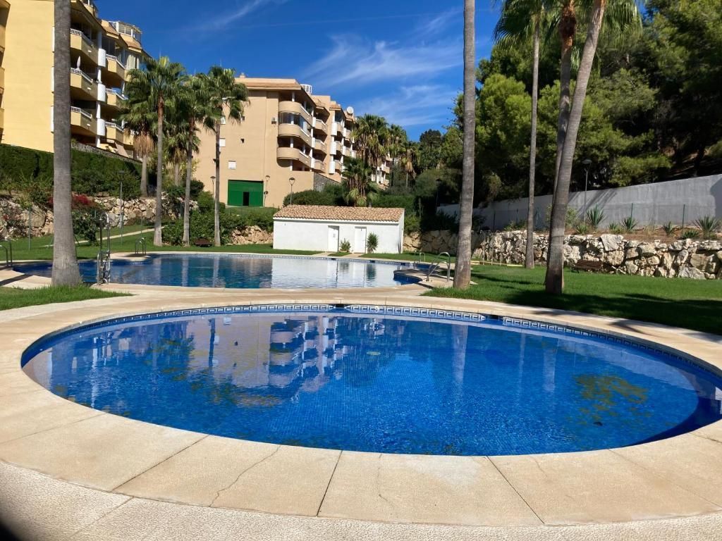 Piscina de Pis en venda en Fuengirola amb Aire condicionat, Calefacció i Terrassa