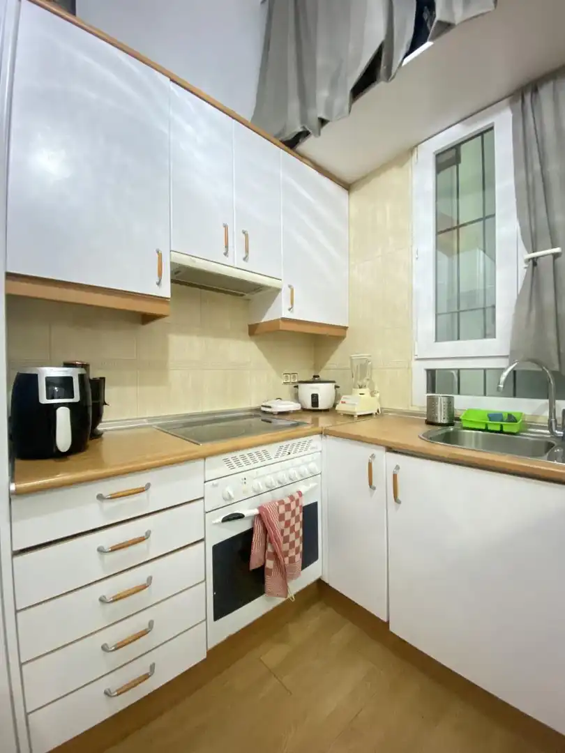 Kitchen of Ground floor for rent in Madrid