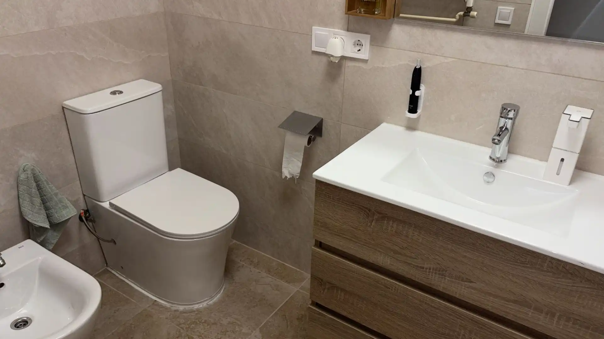 Baño de Piso en venta en Santpedor con Calefacción, Horno y Balcón