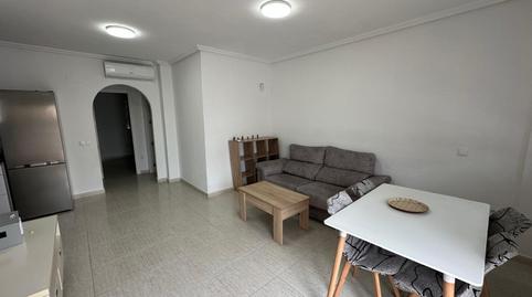 Foto 2 de Piso de alquiler en Formentera del Segura, Alicante