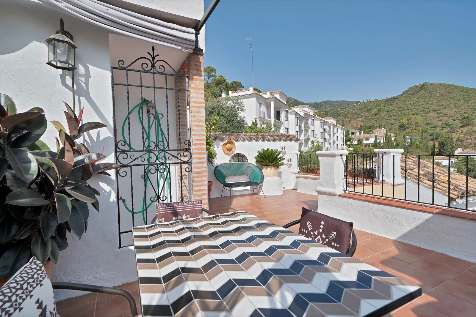 Garden of Single-family semi-detached for sale in Benahavís  with Storage room and Furnished