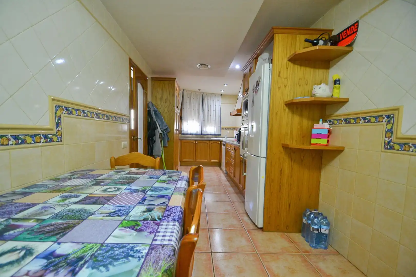 Cuina de Casa o xalet en venda en Deltebre amb Aire condicionat, Jardí privat i Terrassa