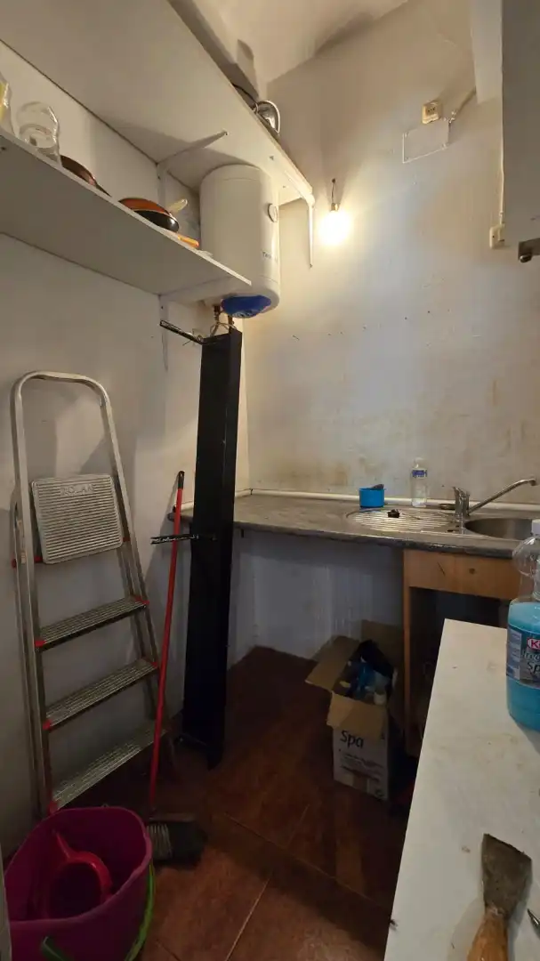 Local en venta en Alcalá de Henares con Aire acondicionado y Amueblado