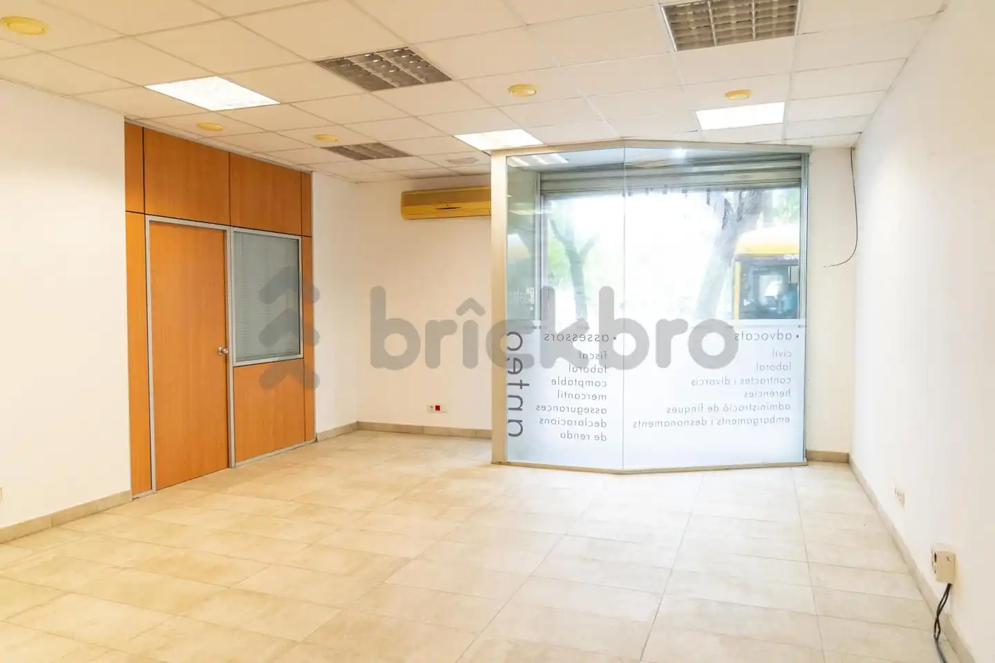 Local comercial en venda a calle de Torras i Bages