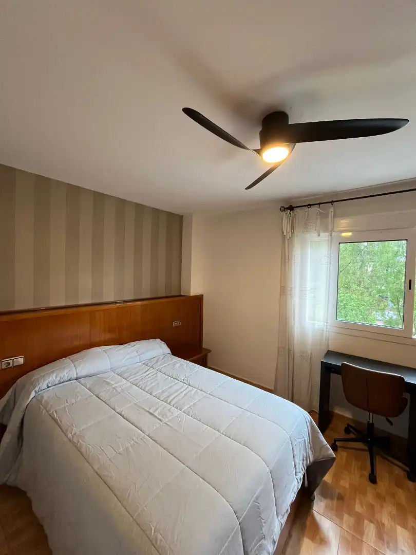 Wohnung zur Miete in Avenida de Cervantes, Bola de Oro