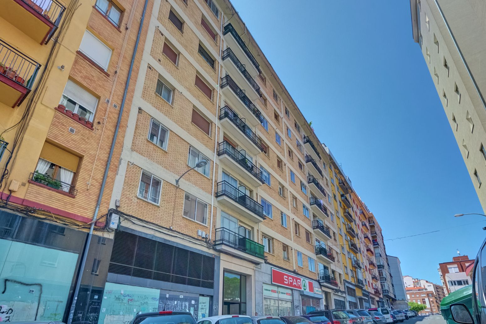 Vista exterior de Pis en venda en  Madrid Capital amb Calefacció, Traster i Balcó