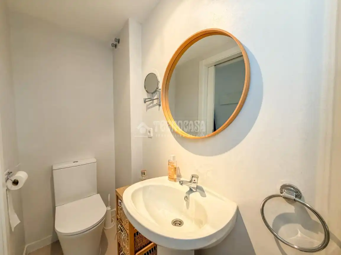 Bathroom of Flat for sale in Rota  with Air Conditioner, Terrace and Storage room
