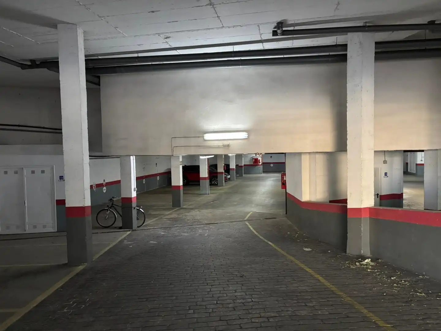 Parkplatz von Garage zum Verkauf in Benalmádena