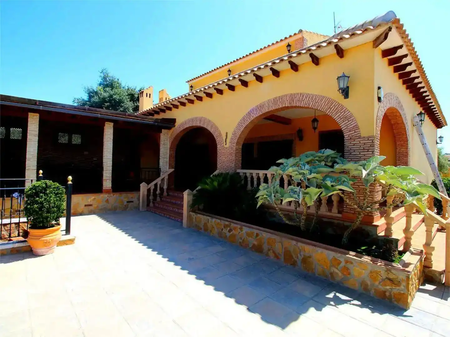 Finca rústica en venta en Bigastro con Aire acondicionado, Jardín privado y Piscina