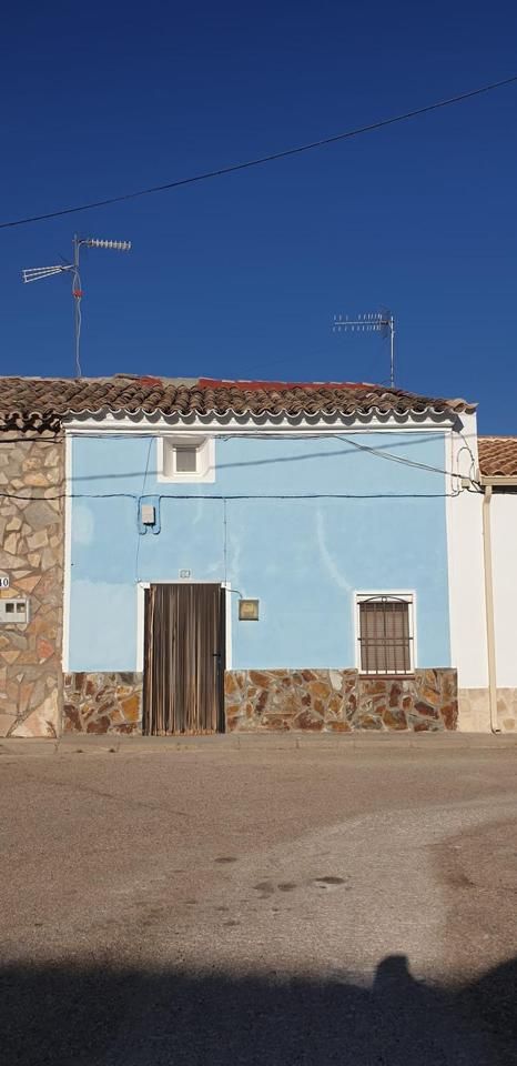 Vista exterior de Casa o xalet en venda en Alcázar del Rey amb Traster