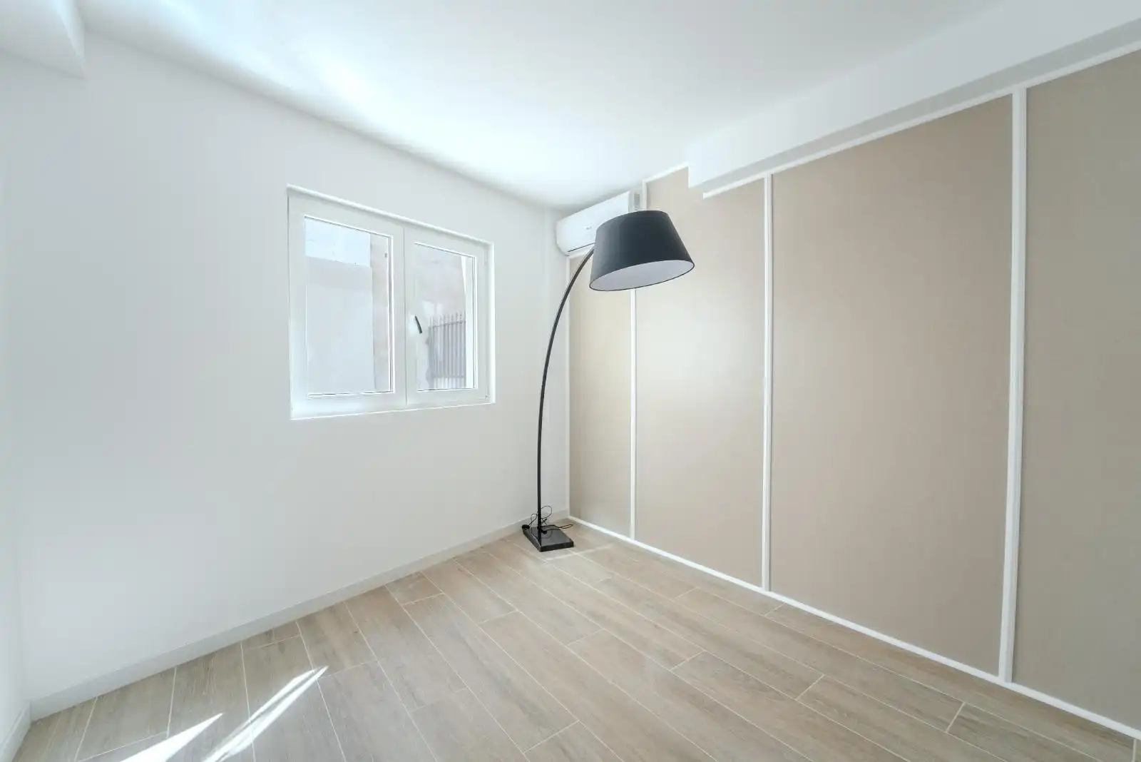 Habitación de Edificio en venta en Alicante / Alacant