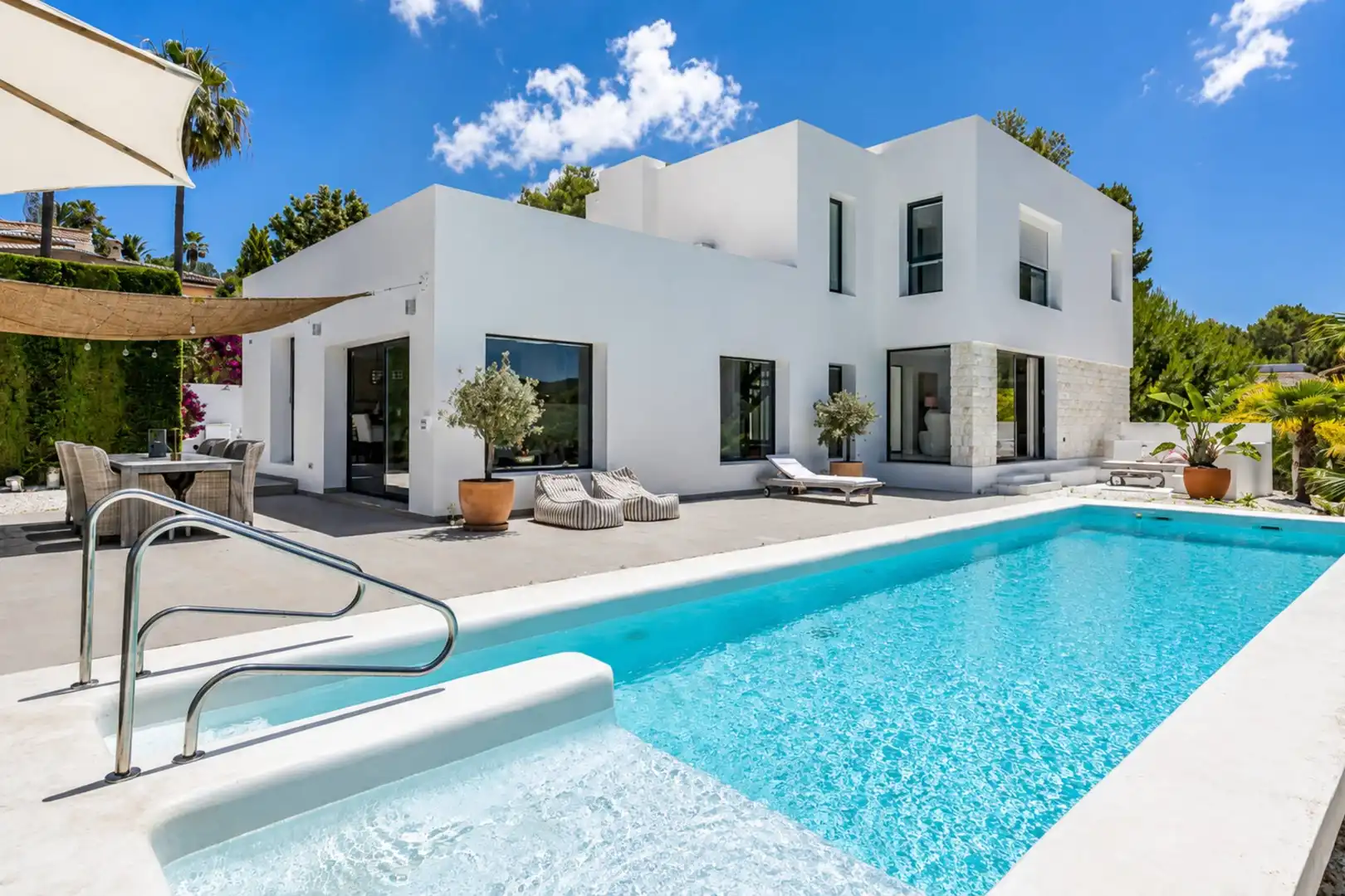 Vista exterior de Casa o xalet en venda en Jávea / Xàbia amb Aire condicionat, Calefacció i Jardí privat