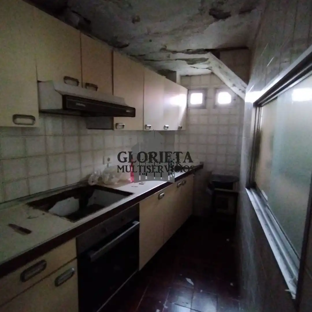 Cocina de Casa o chalet en venta en Vigo  con Calefacción y Balcón